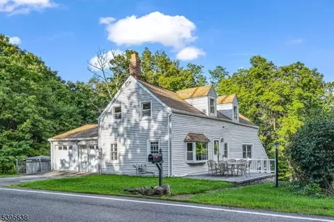 204 Union Valley Rd, West Milford Twp, NJ 07435