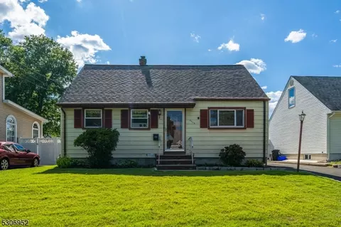 1128 Greslin Ter, Rahway, NJ 07065
