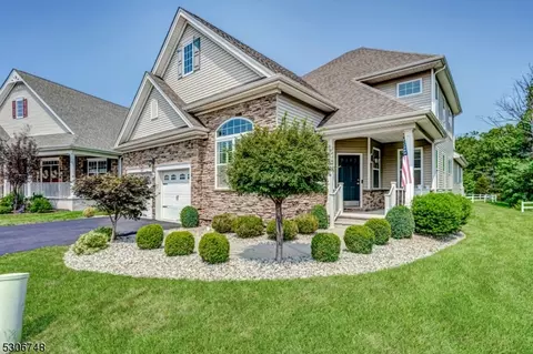 86 Kline Rd, Hillsborough, NJ 08844