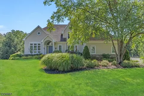 63 Van Holten Rd, Bernards, NJ 07920
