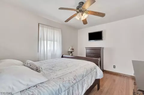 128 Third St, Middlesex, NJ 08846 photo 12
