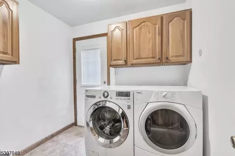 128 Third St, Middlesex, NJ 08846 photo 11
