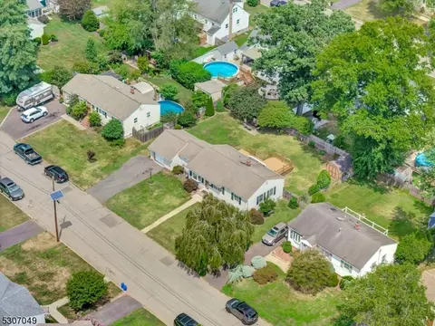 128 Third St, Middlesex, NJ 08846 photo 20
