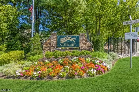76 Larkin Cir, West Orange, NJ 07052