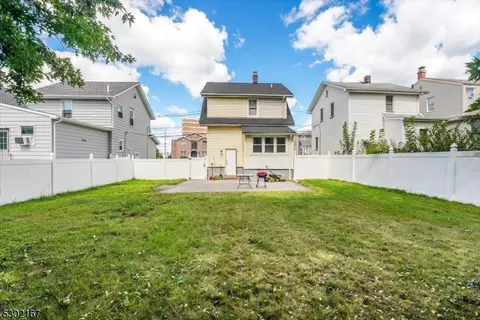 339 Kaplan Ave, Hackensack, NJ 07601 photo 2