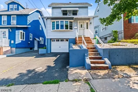 255 Page Ave, Lyndhurst, NJ 07071