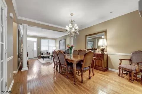 199 Levinberg Ln, Wayne, NJ 07470 photo 9