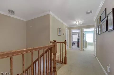 199 Levinberg Ln, Wayne, NJ 07470 photo 30