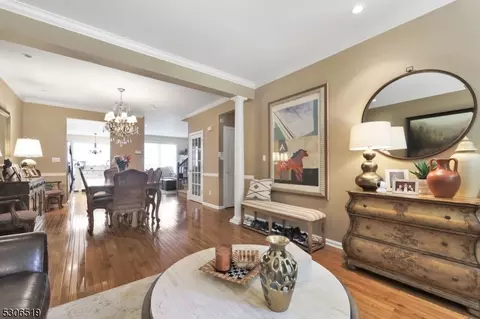 199 Levinberg Ln, Wayne, NJ 07470 photo 6