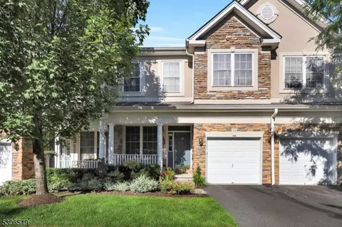 199 Levinberg Ln, Wayne, NJ 07470