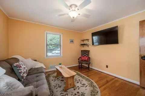 19 Middle Ave, Summit, NJ 07901 photo 6