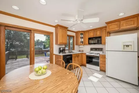 19 Middle Ave, Summit, NJ 07901 photo 4