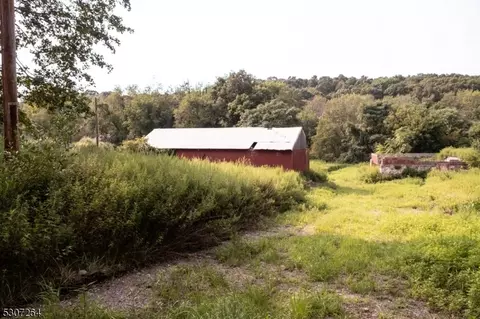 117 Statesville Quarry Rd, Lafayette Twp, NJ 07848