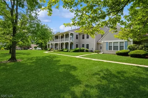 242 Wycoff Way, East Brunswick, NJ 08816