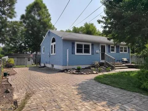 25 Ruth Pl, Manville, NJ 08835