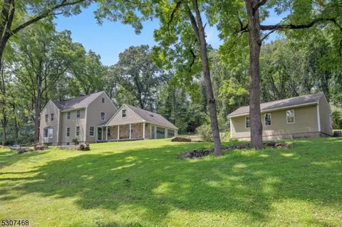 275 Pleasant Hill Rd, Chester Twp, NJ 07830