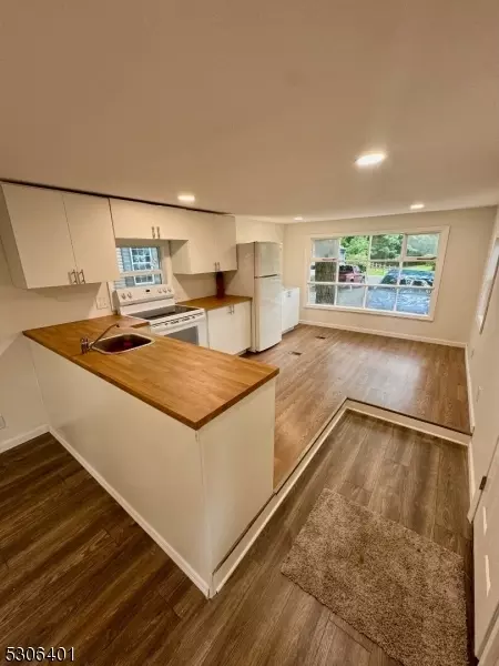 695 State Route 15 UNIT 3, Jefferson, NJ 07849