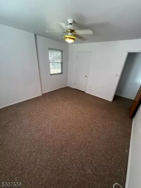 36 Atherton Ct # A, Wayne, NJ 07470 photo 7
