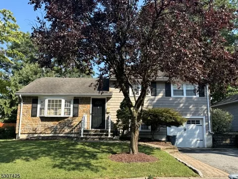 12 Windsor Pl, Nutley, NJ 07110