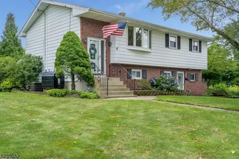 220 Hunt Ave, Phillipsburg, NJ 08865