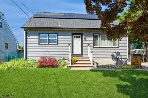 132 S 18th Ave, Manville, NJ 08835