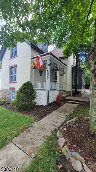 19 Diller Ave, Newton, NJ 07860