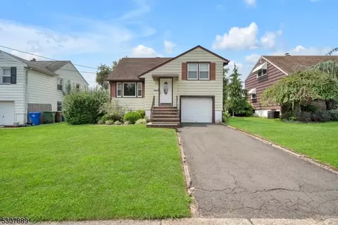 1032 Mopsick Ave, Linden, NJ 07036