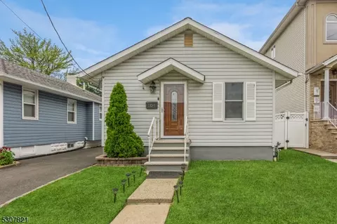 104 Buchanan St, Linden, NJ 07036