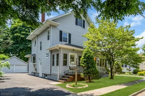 17 Morris Plains Ave, Morris Plains, NJ 07950