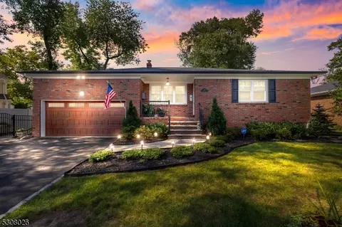 222 Pawnee Rd, Westfield, NJ 07090