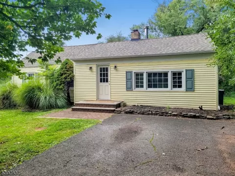 11 Ridge Rd, Readington Twp, NJ 08889