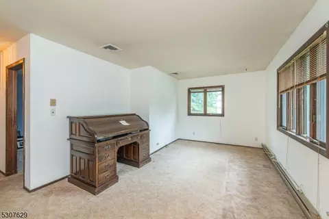 29 Normandy Dr, Wayne, NJ 07470 photo 19