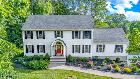30 E Logan Rd, Randolph, NJ 07869