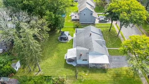 16 Michael Dr, Wayne, NJ 07470 photo 43