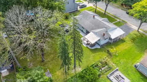 16 Michael Dr, Wayne, NJ 07470 photo 45