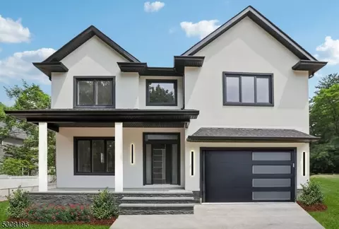 115 Oak St, Closter, NJ 07624