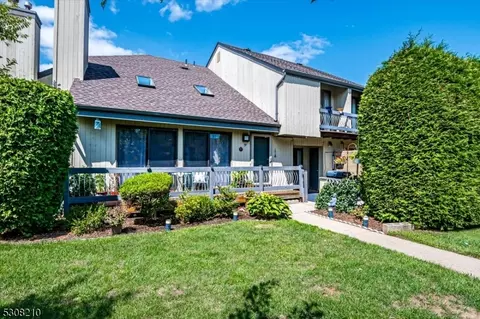 59 Talbot St, Somerset, NJ 08873