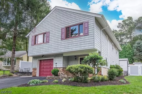 656 Succasunna Rd, Mount Arlington Boro, NJ 07850