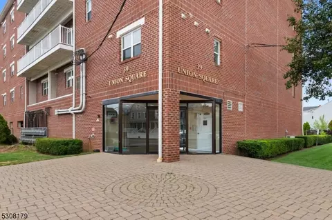 39 Union St #310, Hackensack, NJ 07601 photo 2