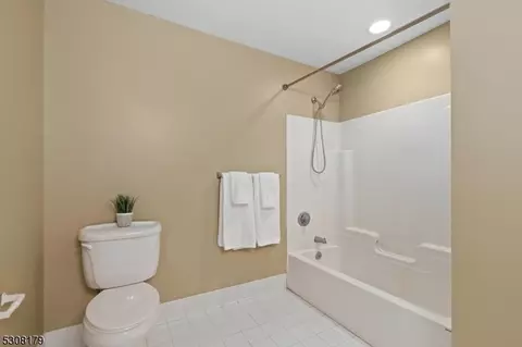39 Union St #310, Hackensack, NJ 07601 photo 14
