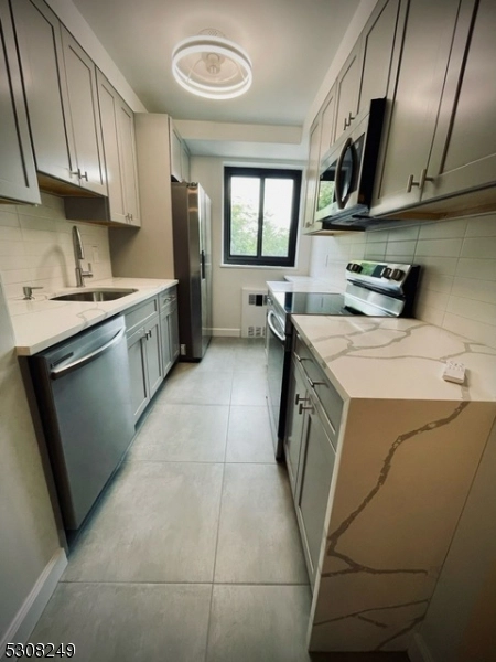 90 Prospect Ave #3G, Hackensack, NJ 07601 photo 1
