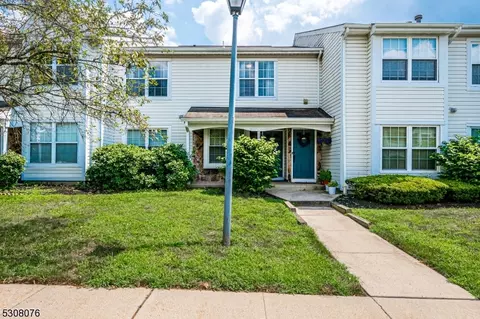 116 Wycombe Pl, Somerset, NJ 08873