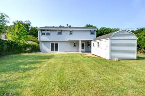 107 Rock Ln, Middlesex, NJ 08846 photo 47