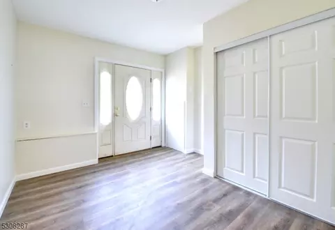 107 Rock Ln, Middlesex, NJ 08846 photo 39