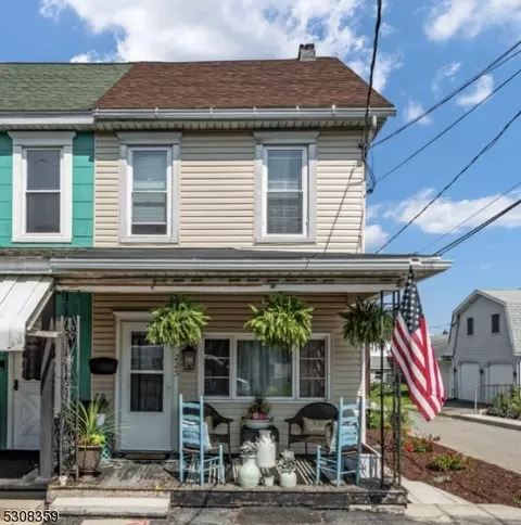 225 Chestnut, Summit Hill, PA 18250