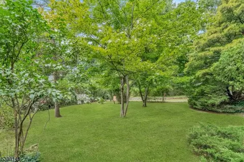 26 Mountain Rd, Wayne, NJ 07470 photo 29