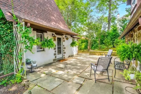 26 Mountain Rd, Wayne, NJ 07470 photo 4