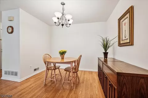 Dining - 71 Commonwealth Dr, Basking Ridge, NJ 07920 photo 3 of 6