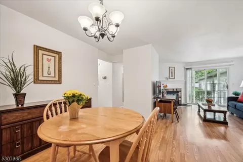 Dining - 71 Commonwealth Dr, Basking Ridge, NJ 07920 photo 6 of 6