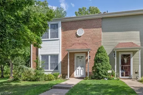 298 Gettysburg Way, Lincoln Park, NJ 07035